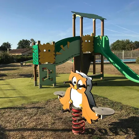 Hébergement de vacances In With Golf & Pool Access