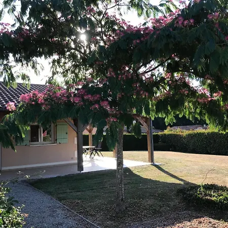 In With Golf & Pool Access Сasa de vacaciones Les Forges (Deux-Sevres)