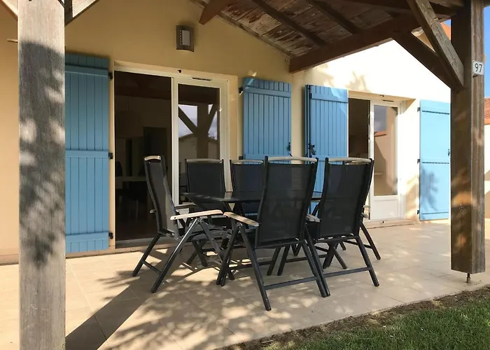 In With Golf & Pool Access *