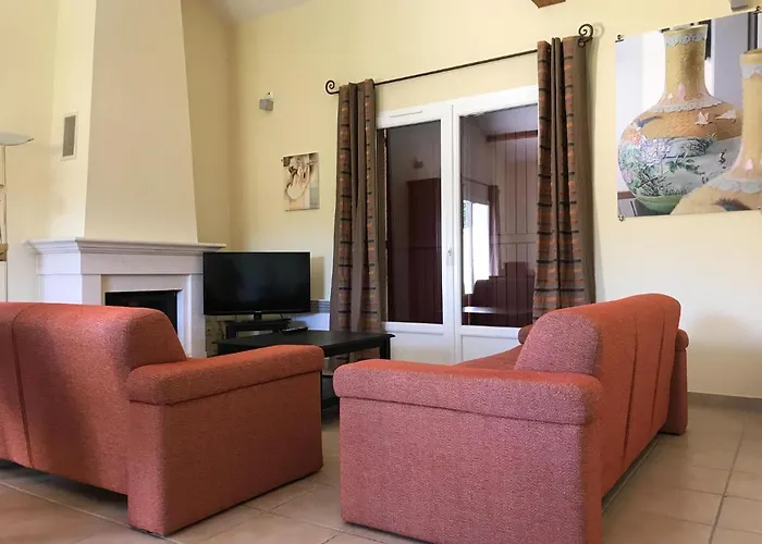 In With Golf & Pool Access