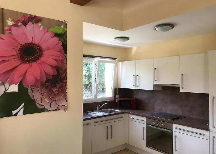 In With Golf & Pool Access Сasa de vacaciones Les Forges (Deux-Sevres)