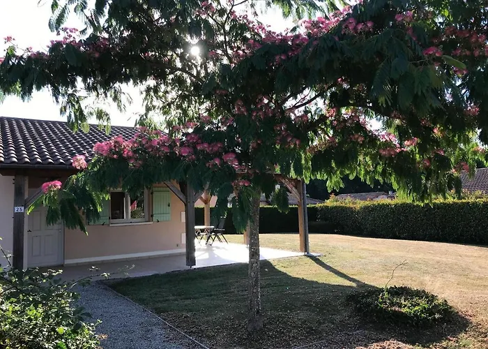 In With Golf & Pool Access Holiday home Les Forges (Deux-Sevres)