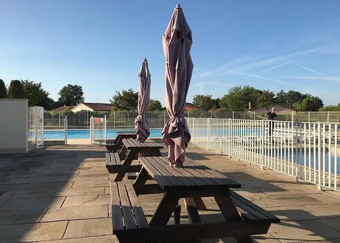 In With Golf & Pool Access Сasa de vacaciones